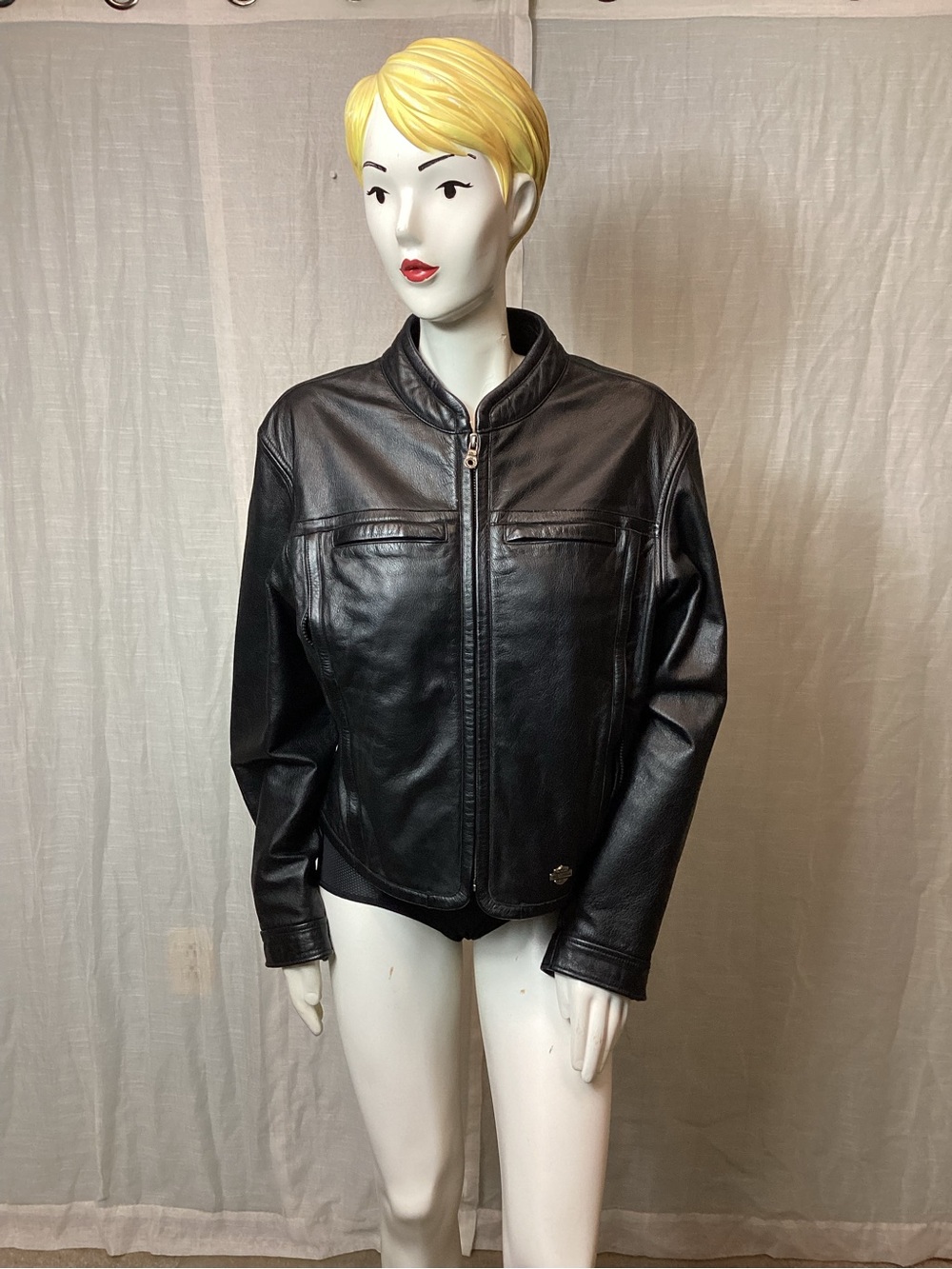Harley-Davidson Mid-weight Black Leather Cafe Racer Riding Jacket; Size: LW